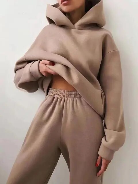 Ella | Cozy Women's Hoodie and Jogger Set for Winter Comfort